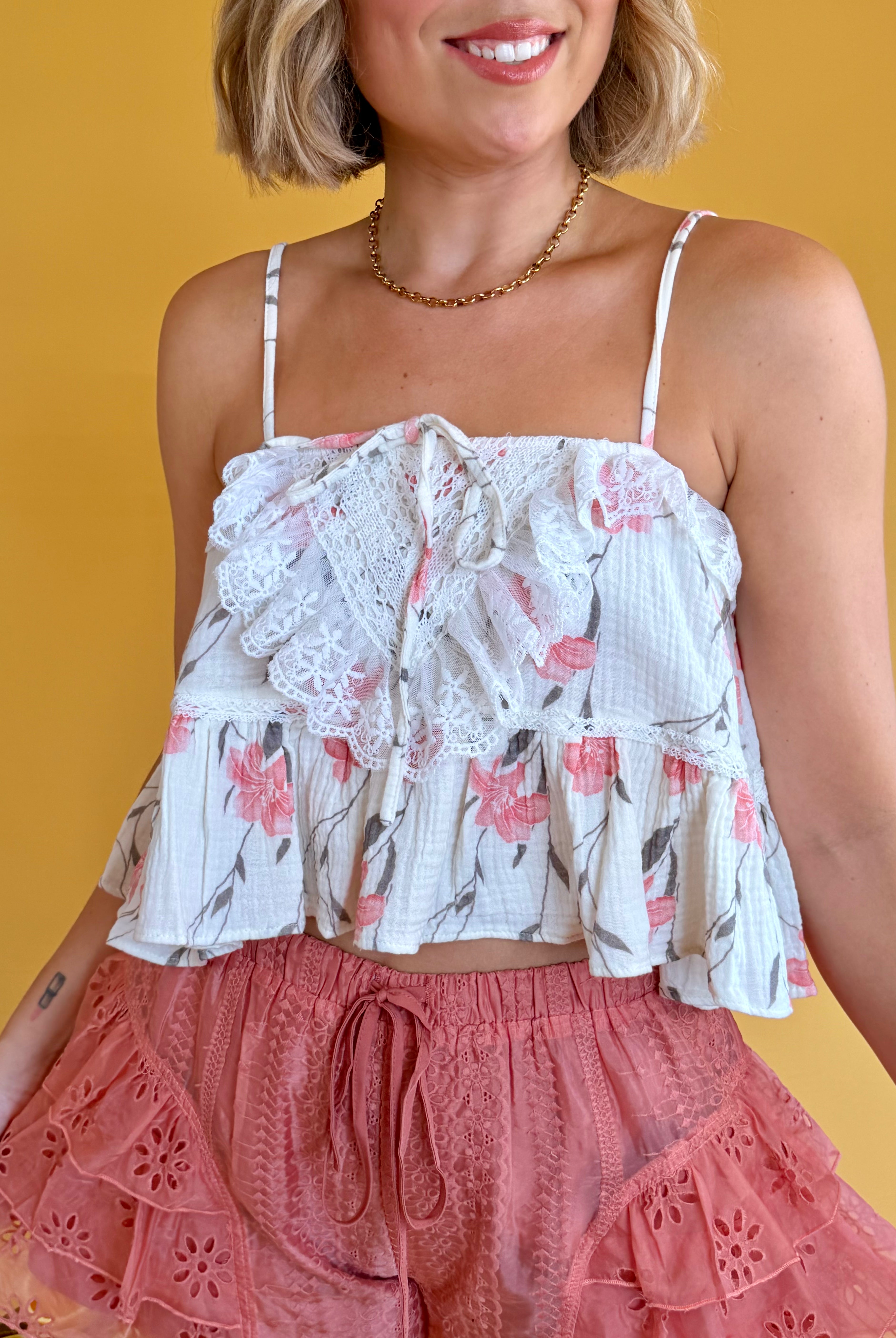 spaghetti straps, POL Clothing, lace detail, summer, vacation, vacay outfit, summer tops, flowy, floral pattern, bow detail