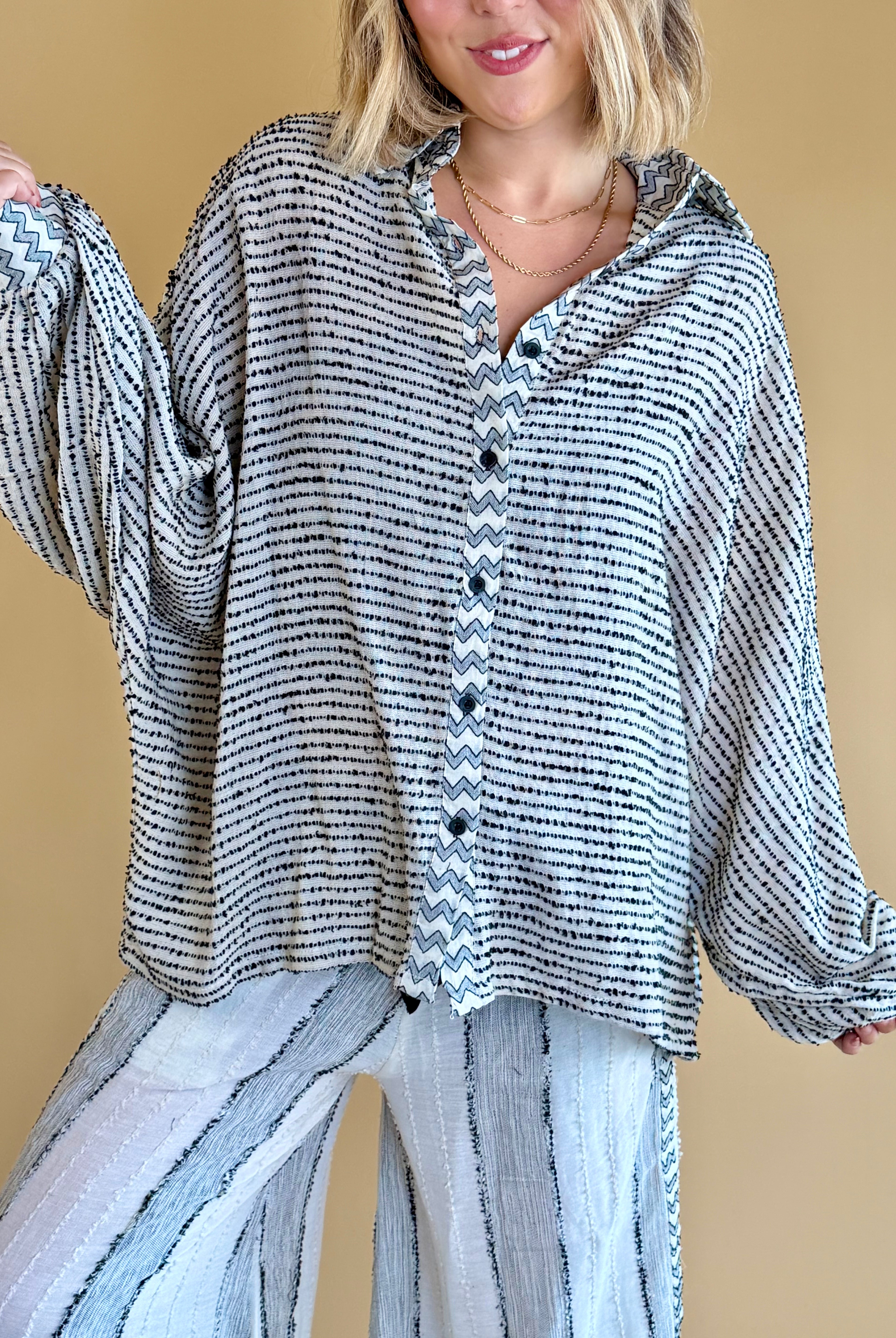 Black and white button up, striped button up, linen tops, black and white print, fall fashion, layering pieces