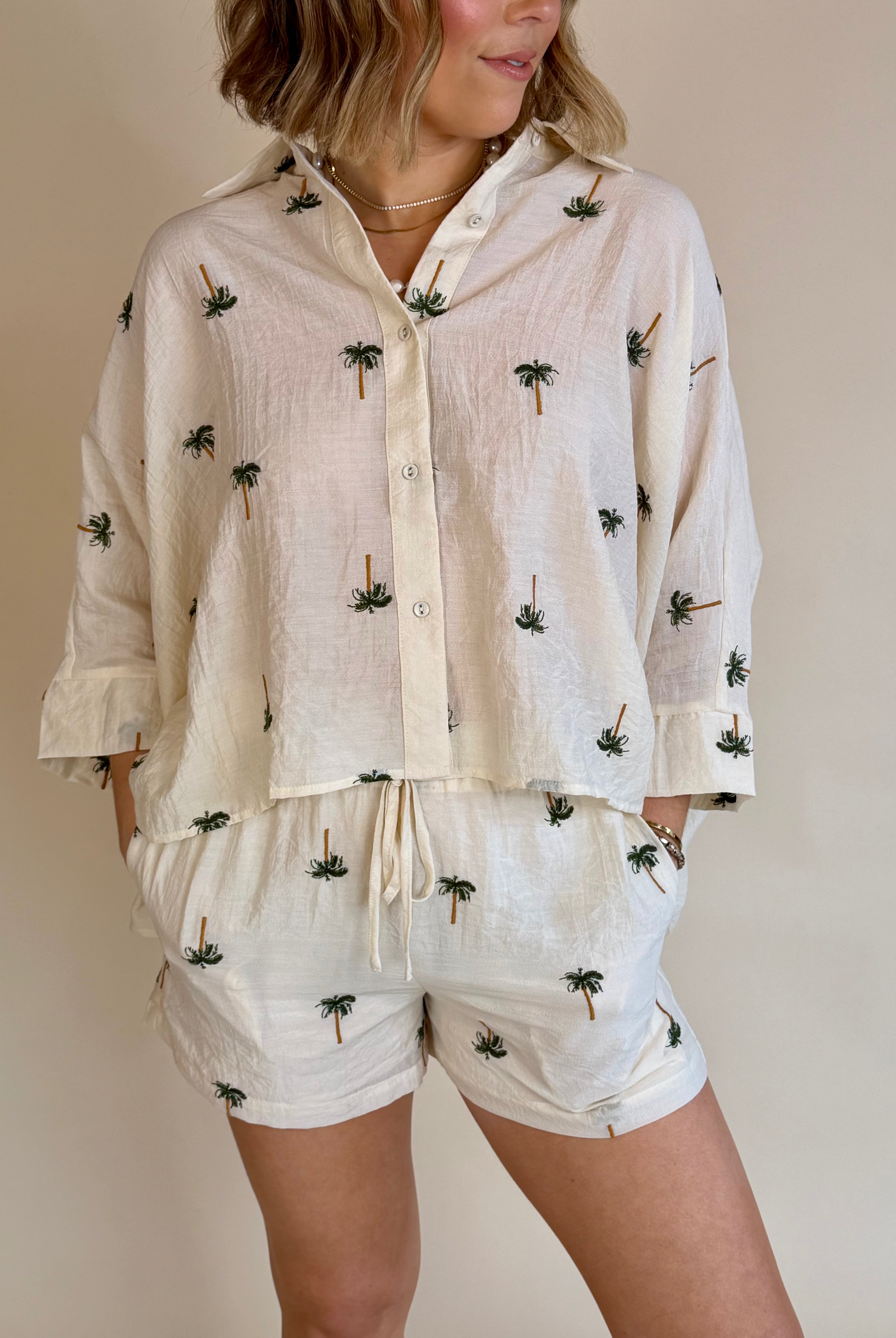 summer sets, flowy set, top and shorts set, summer clothes, palm trees, trendy summer clothes,