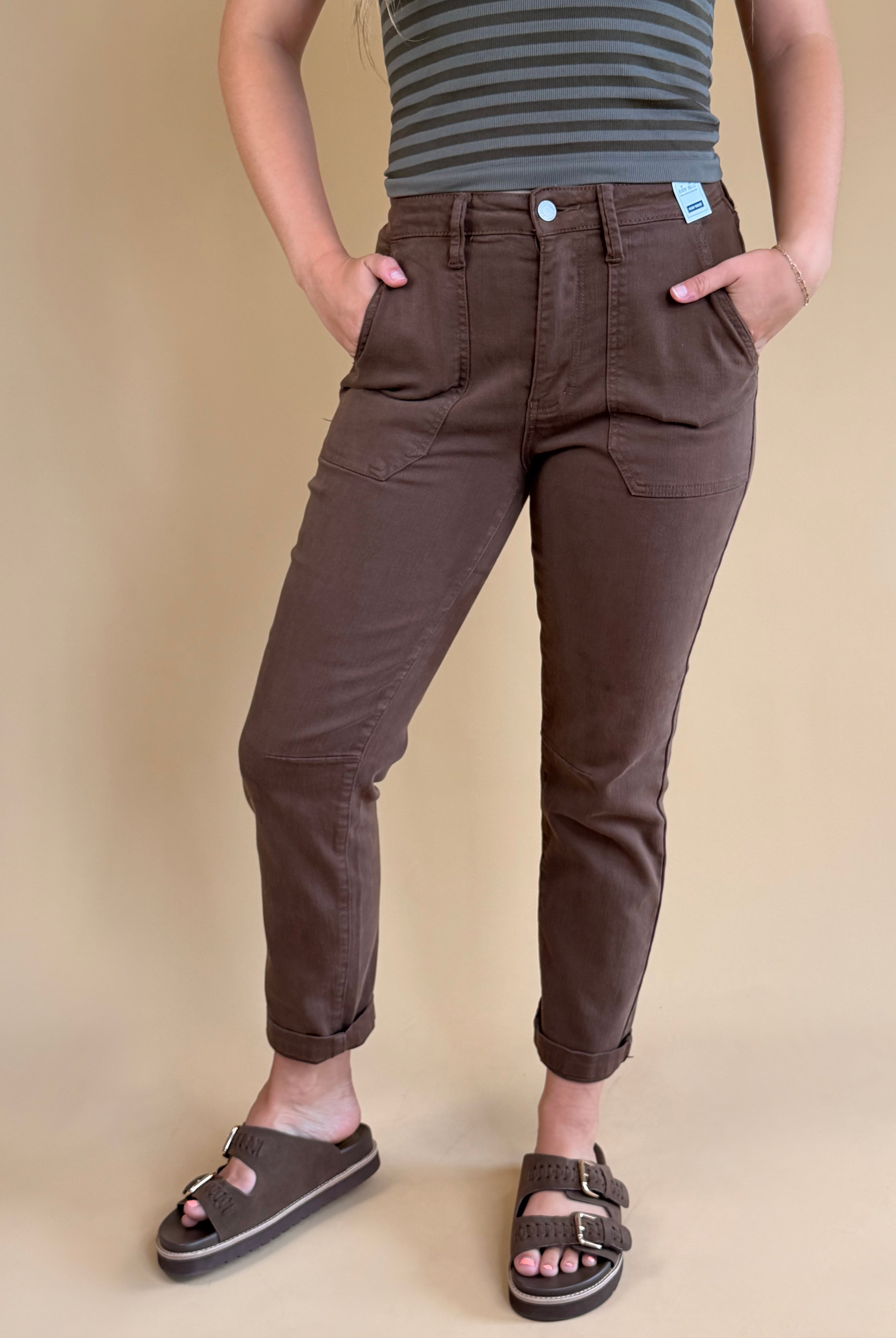 Judy Blue Aurora Weekender women’s espresso brown stretch-denim jogger pants with trouser pockets and adjustable cuffs.