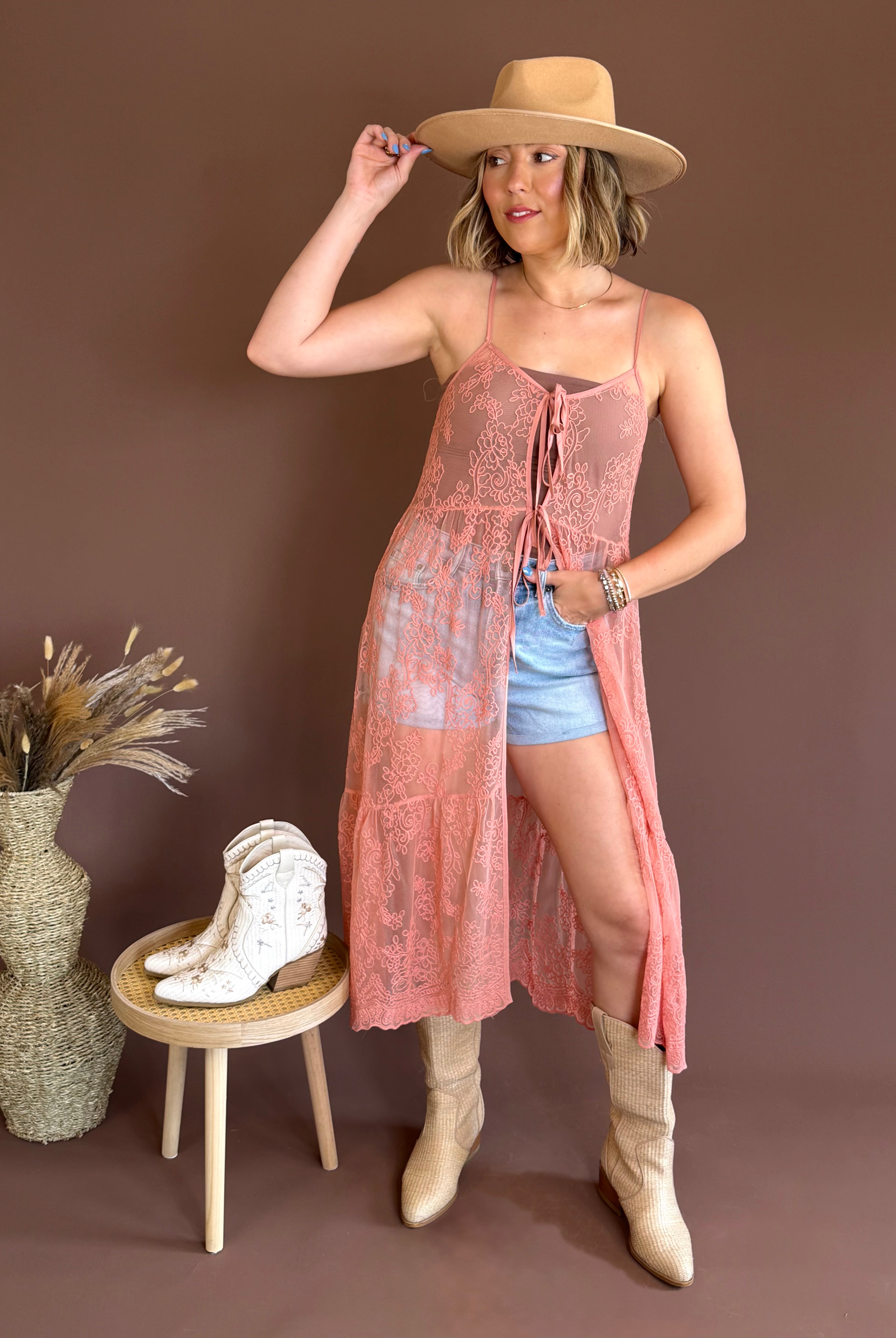 Duster, cami, summer clothes, concert outfits, ootd, concert, summer vibes, country, boho chic, chic, pink, lace detail, lace