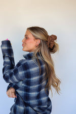 GRANDPA CORDUROY OVERSIZED SCRUNCHIE