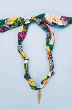 Handcrafted Scarf Interchangeable Charm Necklace | 80N92095