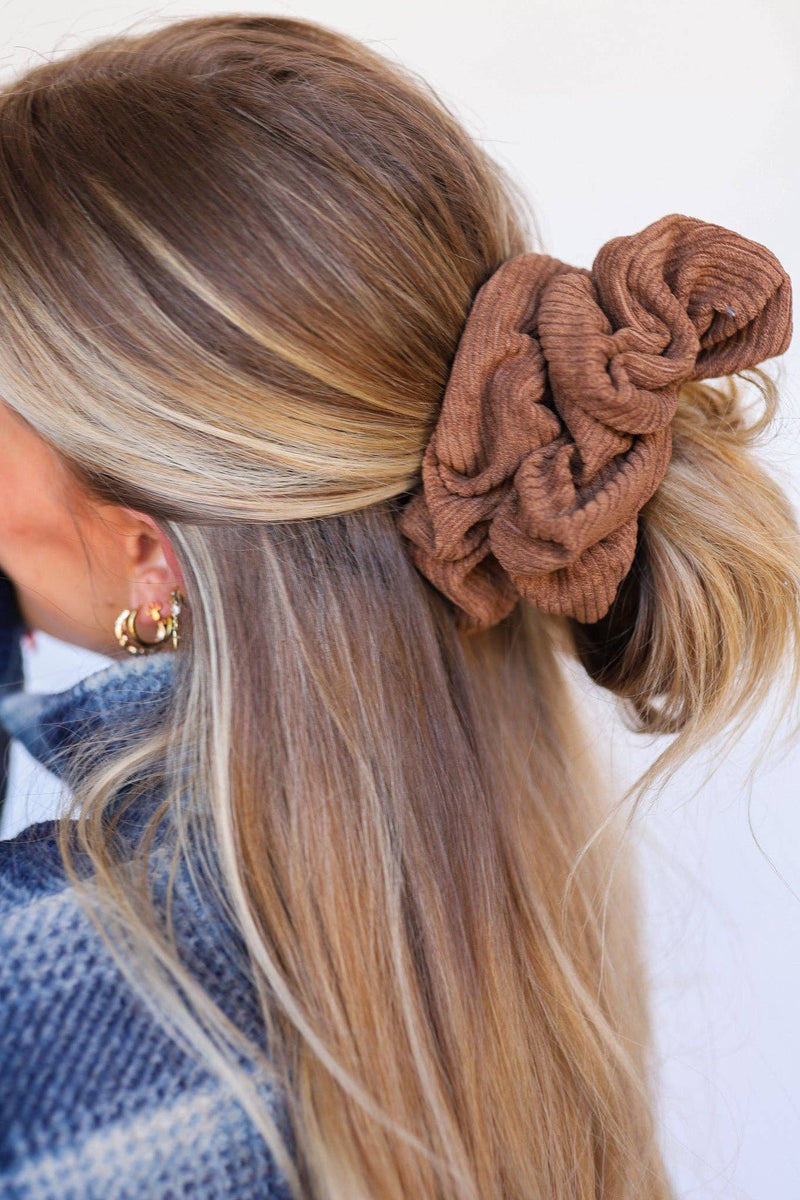 GRANDPA CORDUROY OVERSIZED SCRUNCHIE