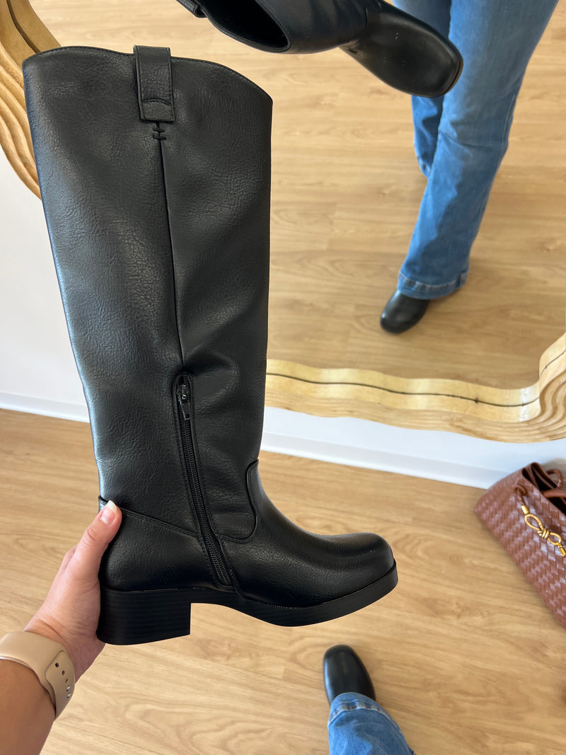 Yurie Black Boot