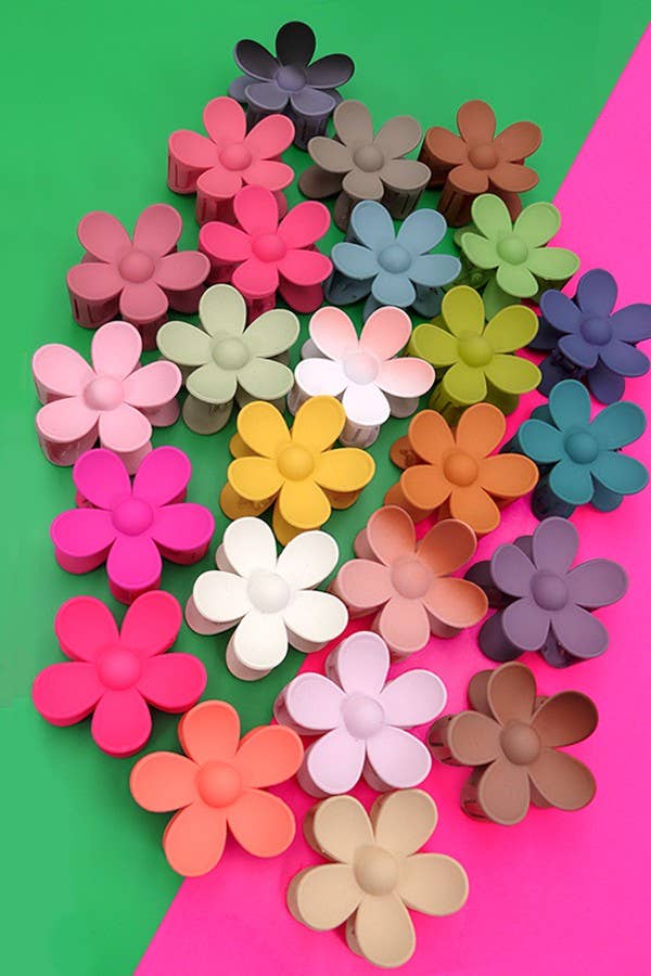 OVERSIZE MATTE FLOWER HAIR CLAW CLIPS | 40H459