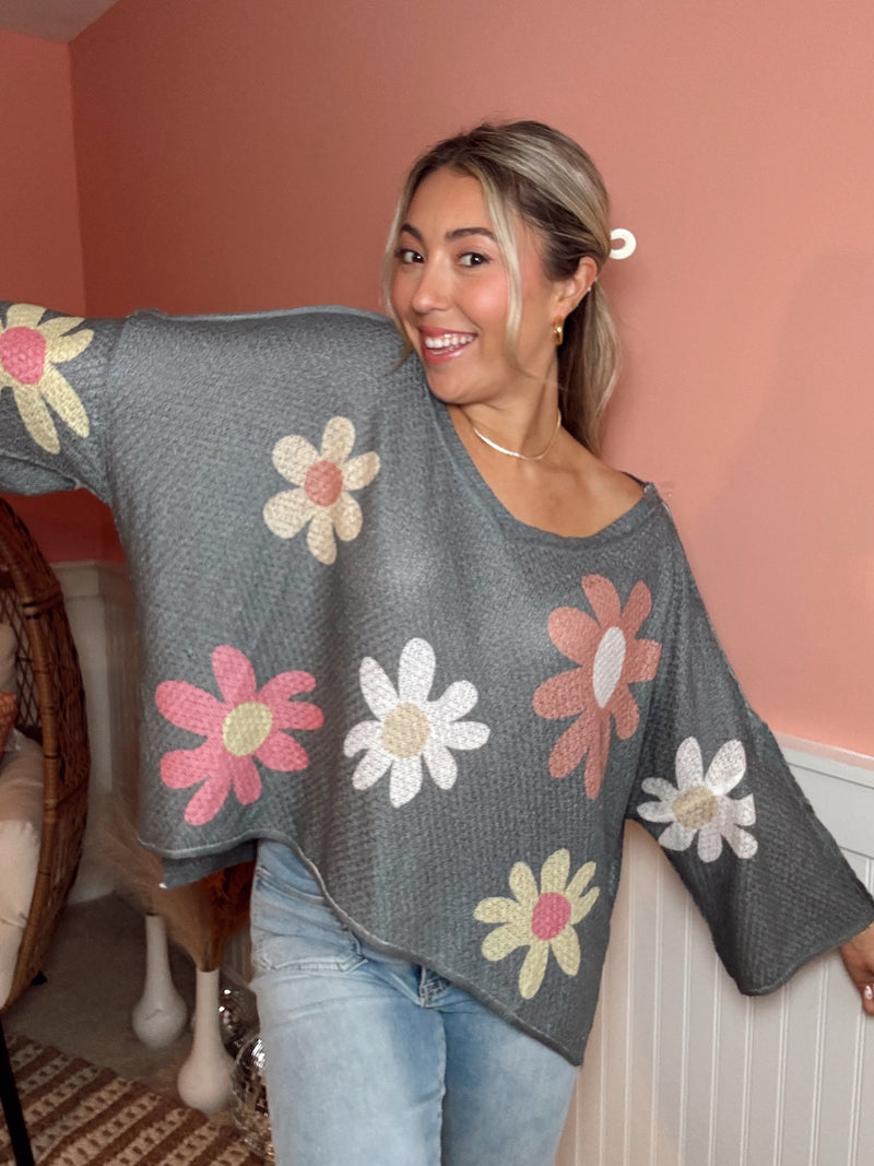 Daisy Days Ahead Lightweight Sweater: Charcoal