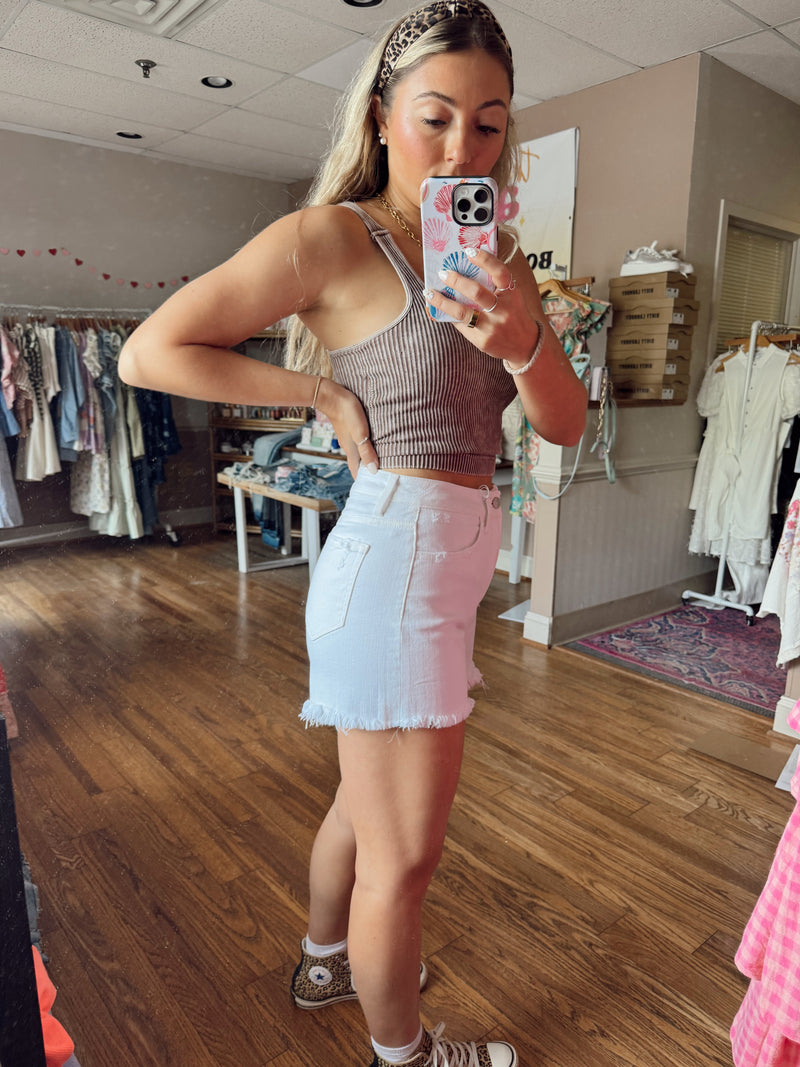 Lovervet Super Hise Rise Tummy Control Frayed Shorts: White
