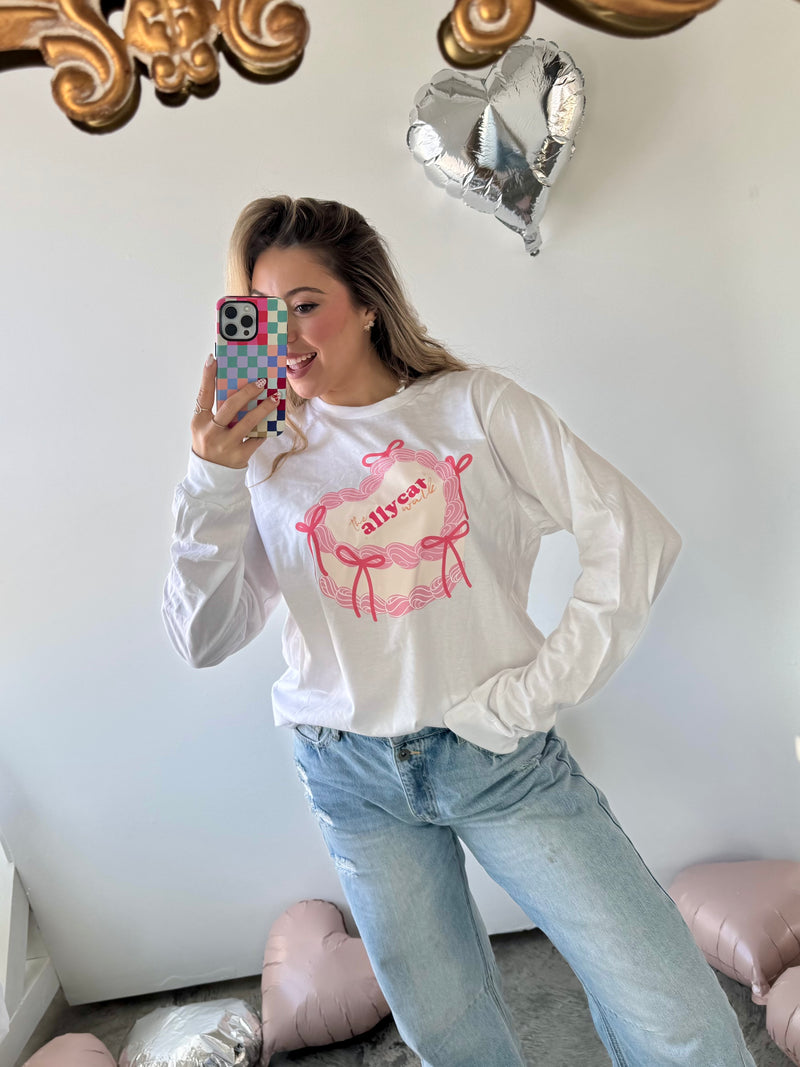 Logo Vintage Heart Cake Long Sleeve Tee: White