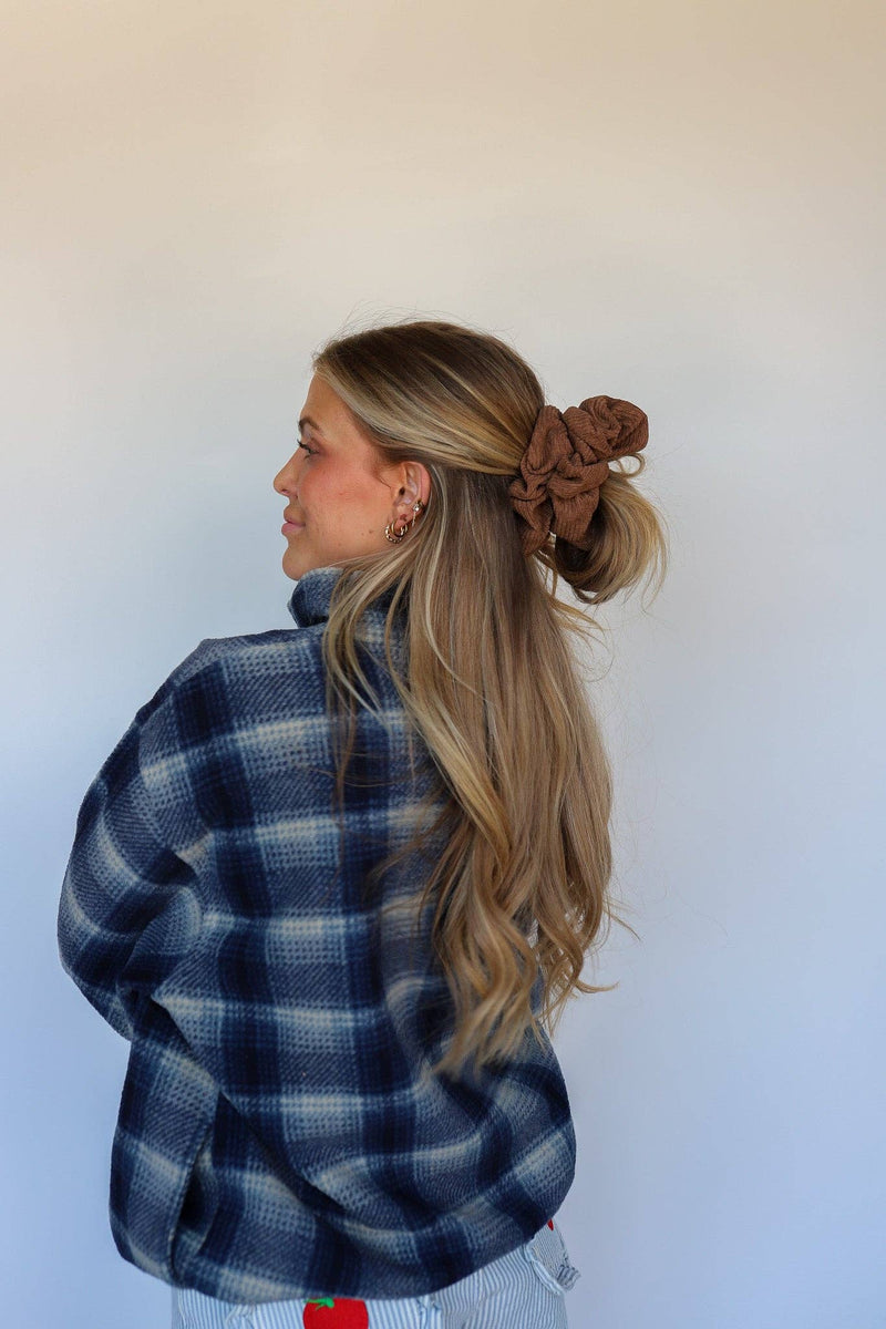 GRANDPA CORDUROY OVERSIZED SCRUNCHIE
