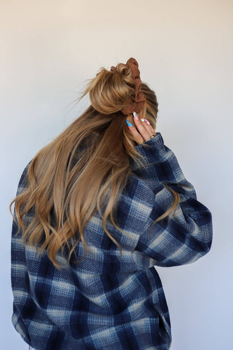 GRANDPA CORDUROY OVERSIZED SCRUNCHIE