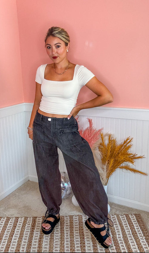 Carrie 2.0 Wide Leg Balloon Jeans: Black