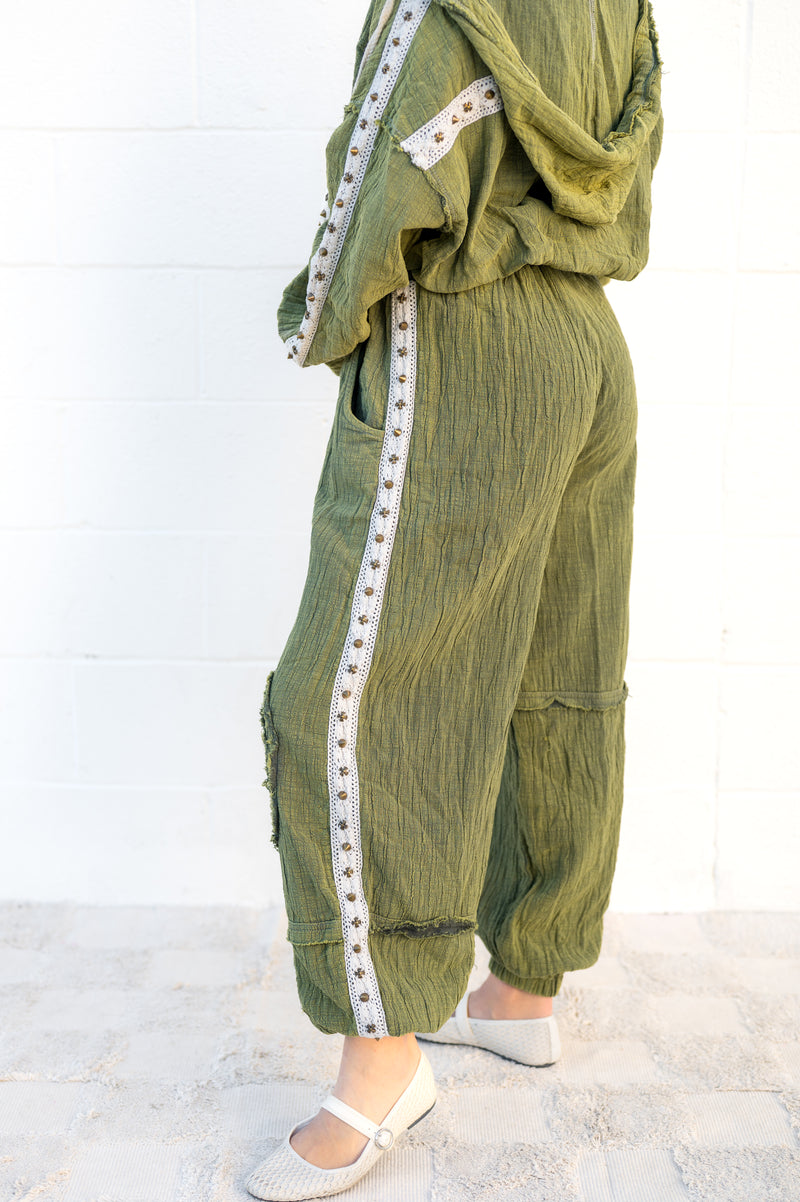 POL Free Spirit Studded Pants: Washed Olive