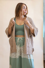 Chunky Chenille Cardigan: Powder Cocoa