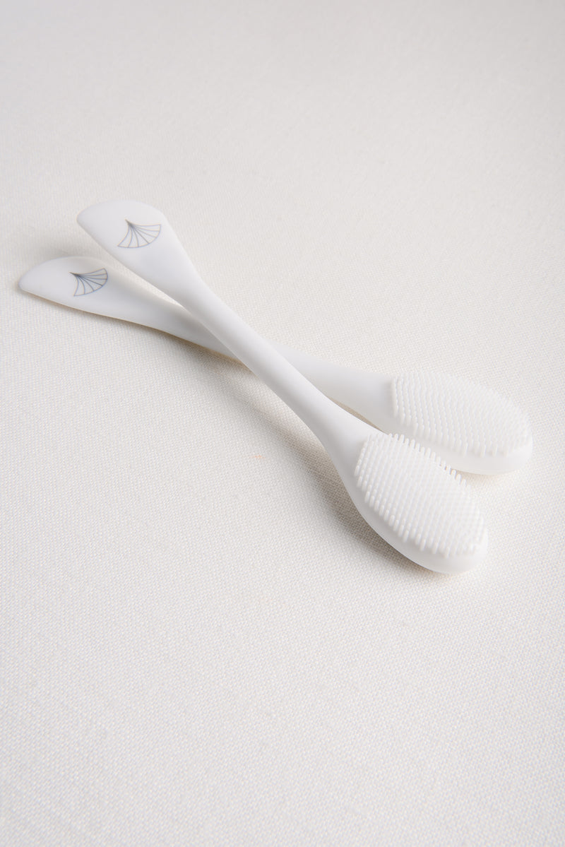 The Esty & Co. Deep Cleansing Silicone Face Brush