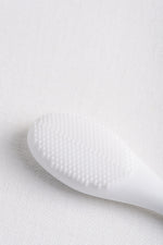 The Esty & Co. Deep Cleansing Silicone Face Brush