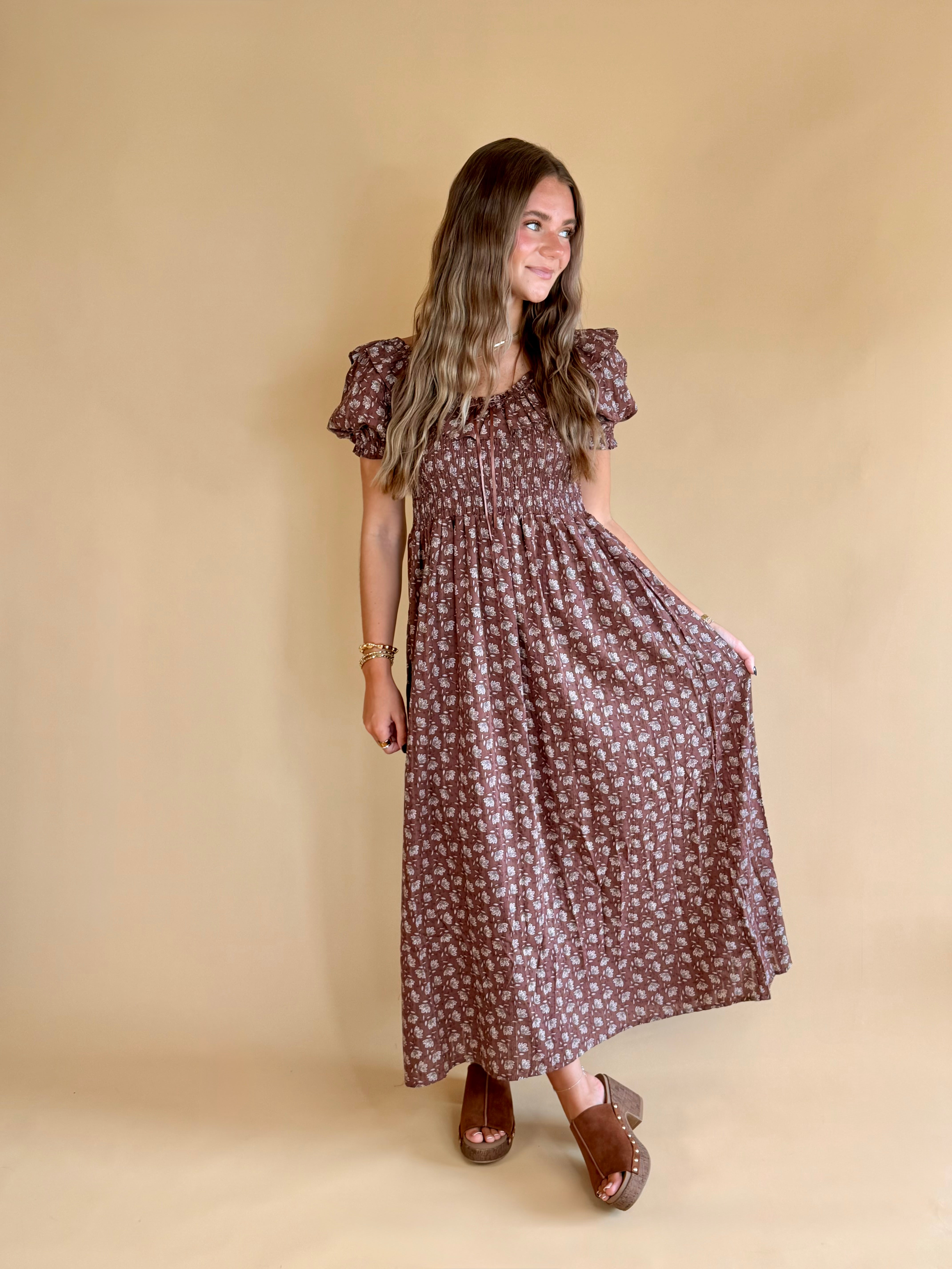 Mommy and me, family photo looks, burgundy dress, maxi dress, flowy dress, transitional, fall pieces