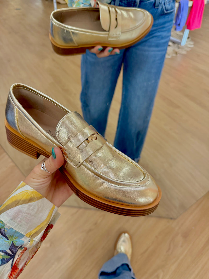 Chinese Laundry Porter Metallic Loafer