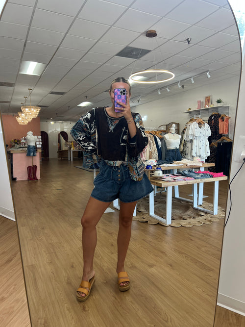 Moody Bandana Oversized Cropped Raglan
