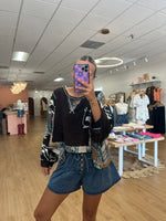 Moody Bandana Oversized Cropped Raglan