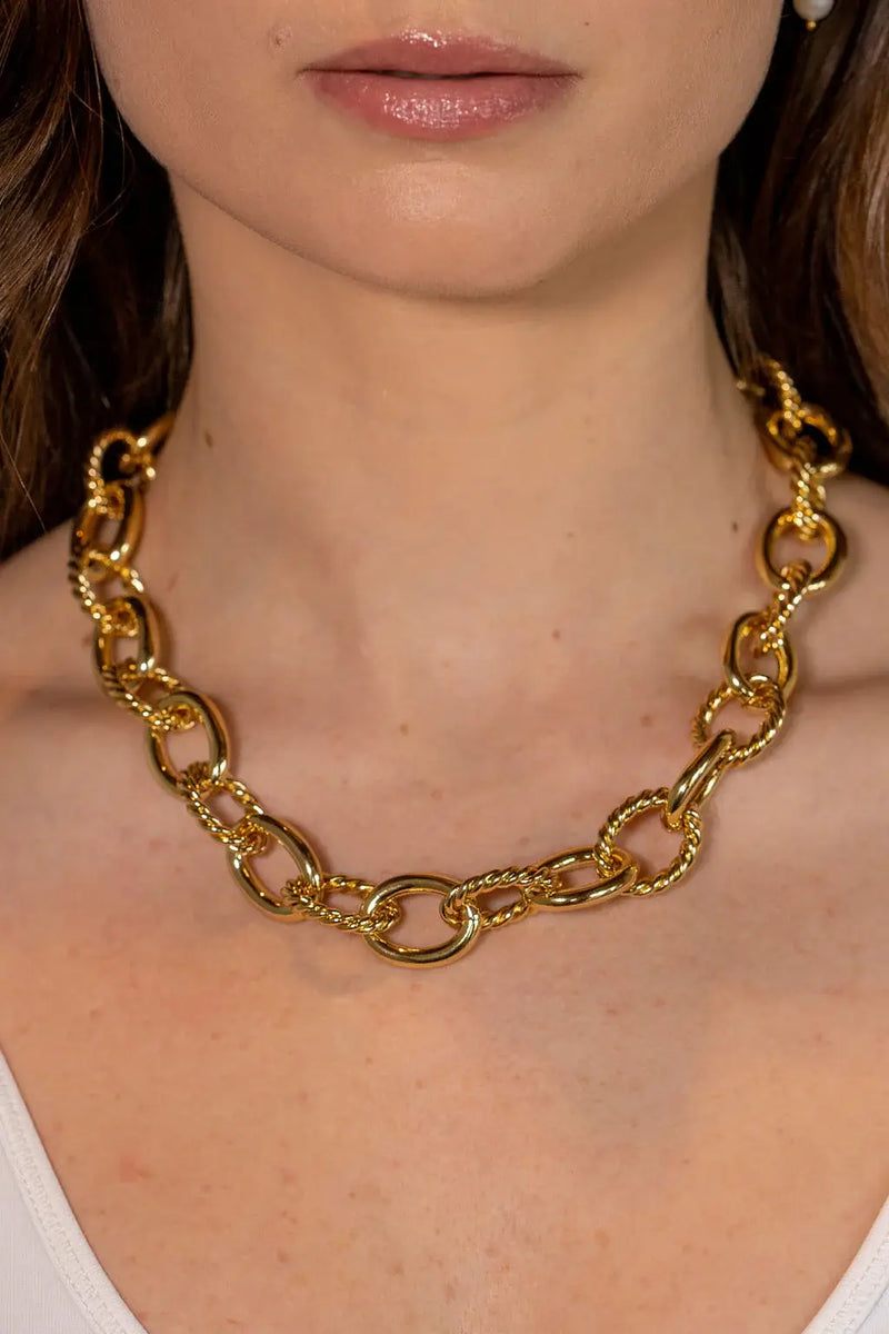 18 Gold Twisted Chain Link Statement Necklace