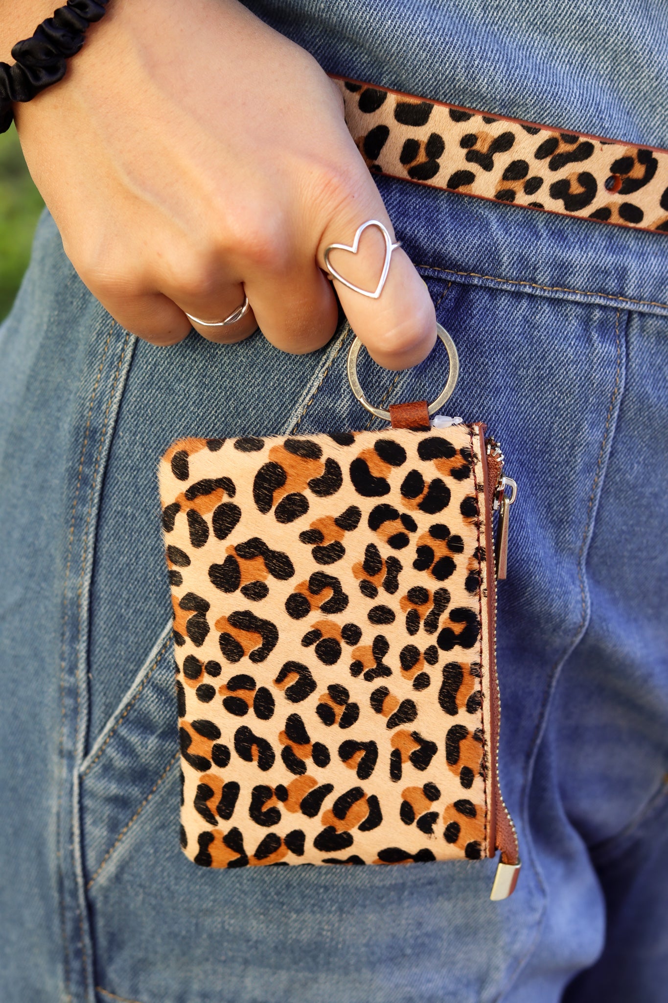 the ally cat walk boutique, theallycatwalk, western, star jacket, boutique, shacket, corduroy, womens style, trends, womens fashion, winter style, spring style, country shirt, luke combs tee, boots, nashville, graphic tee, wallet, cheetah print, cute, leather, zipper