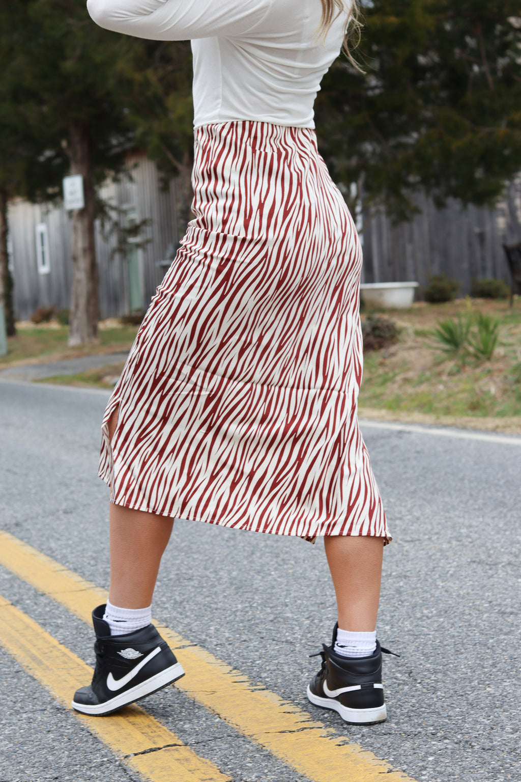 the ally cat walk boutique, theallycatwalk, western, star jacket, boutique, shacket, corduroy, womens style, trends, womens fashion, winter style, spring style, country shirt, luke combs tee, boots, nashville, graphic tee, zebra, skirt, satin, midi skirt, midi